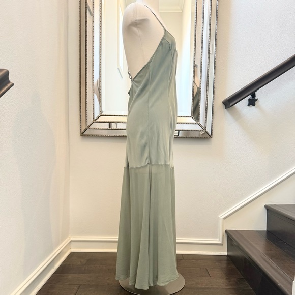 🌺SOLD🌺 Victoria’s Secret Silk Sage Green Chiffon Hem Halter Maxi Gown Slip Dress - Picture 7 of 11